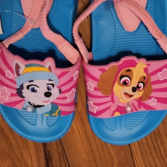 𝅺PAW patrol slides nwt 11/12 - Picture 3 of 3